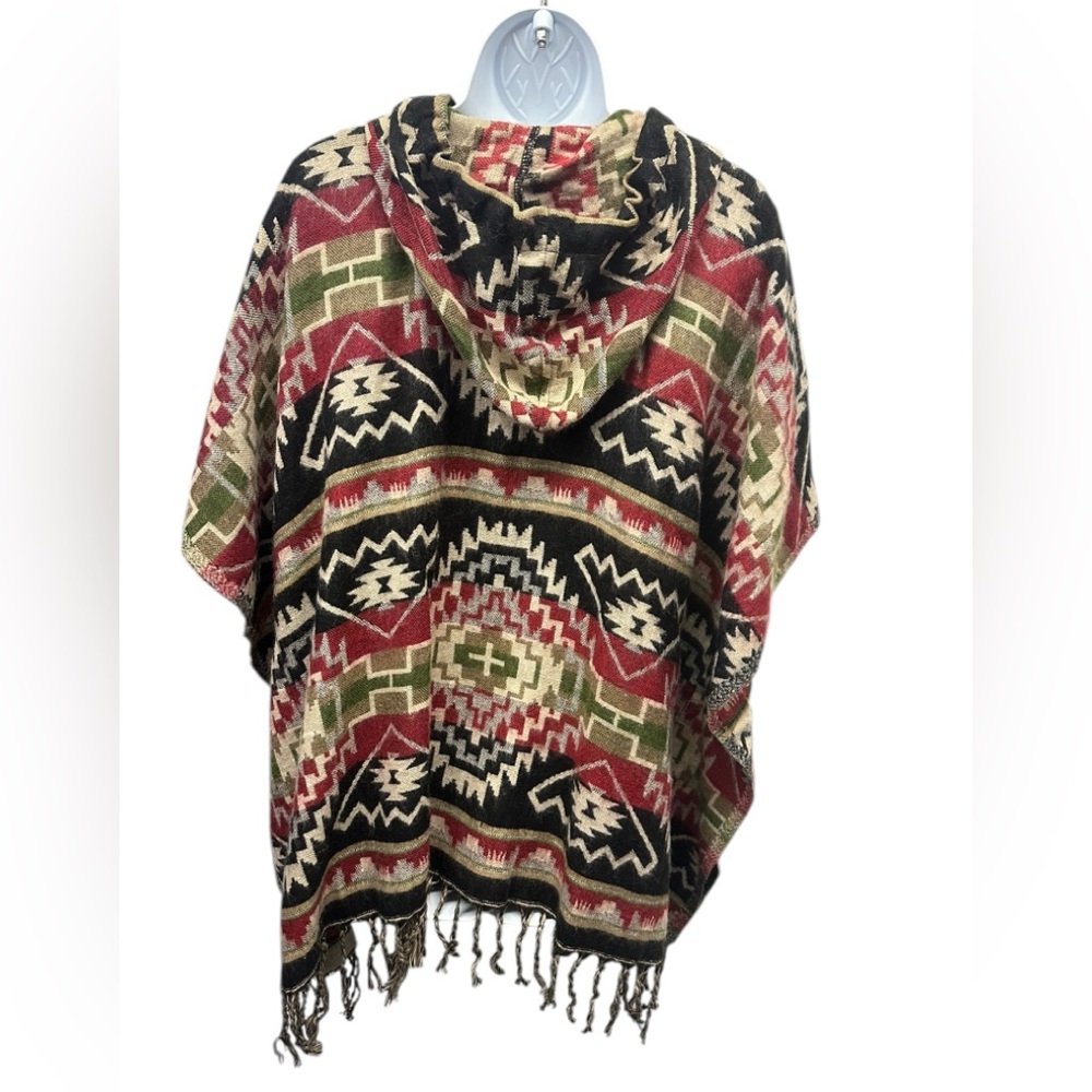 NWT. Sacred Threads Onesize Cape. 221944. CL/GR - Picture 2 of 4